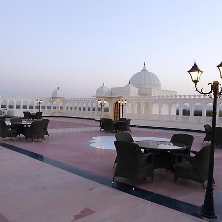 Laxmi Palace Dausa Exteriér fotografie